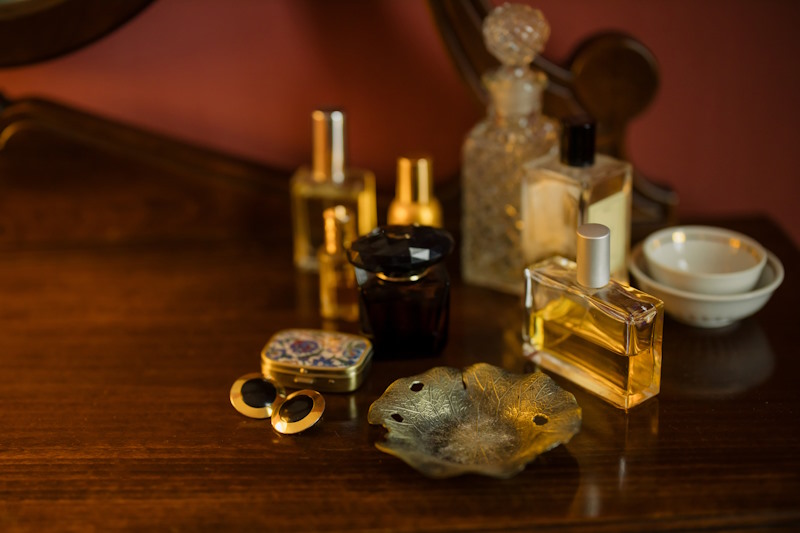Как да наслоявате парфюмите си, за да получите изцяло нов аромат?